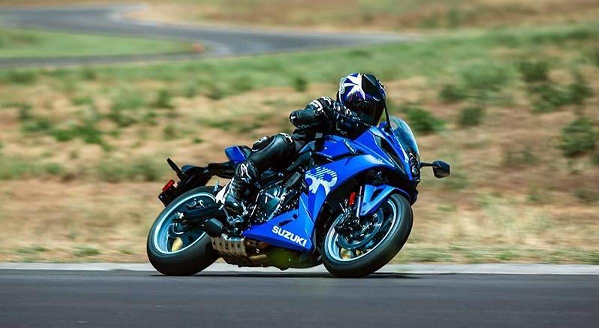 2025 Suzuki GSX-8R