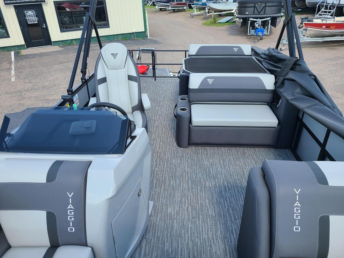 2026 Viaggio Lago X22D With A 115HP Suzuki Motor