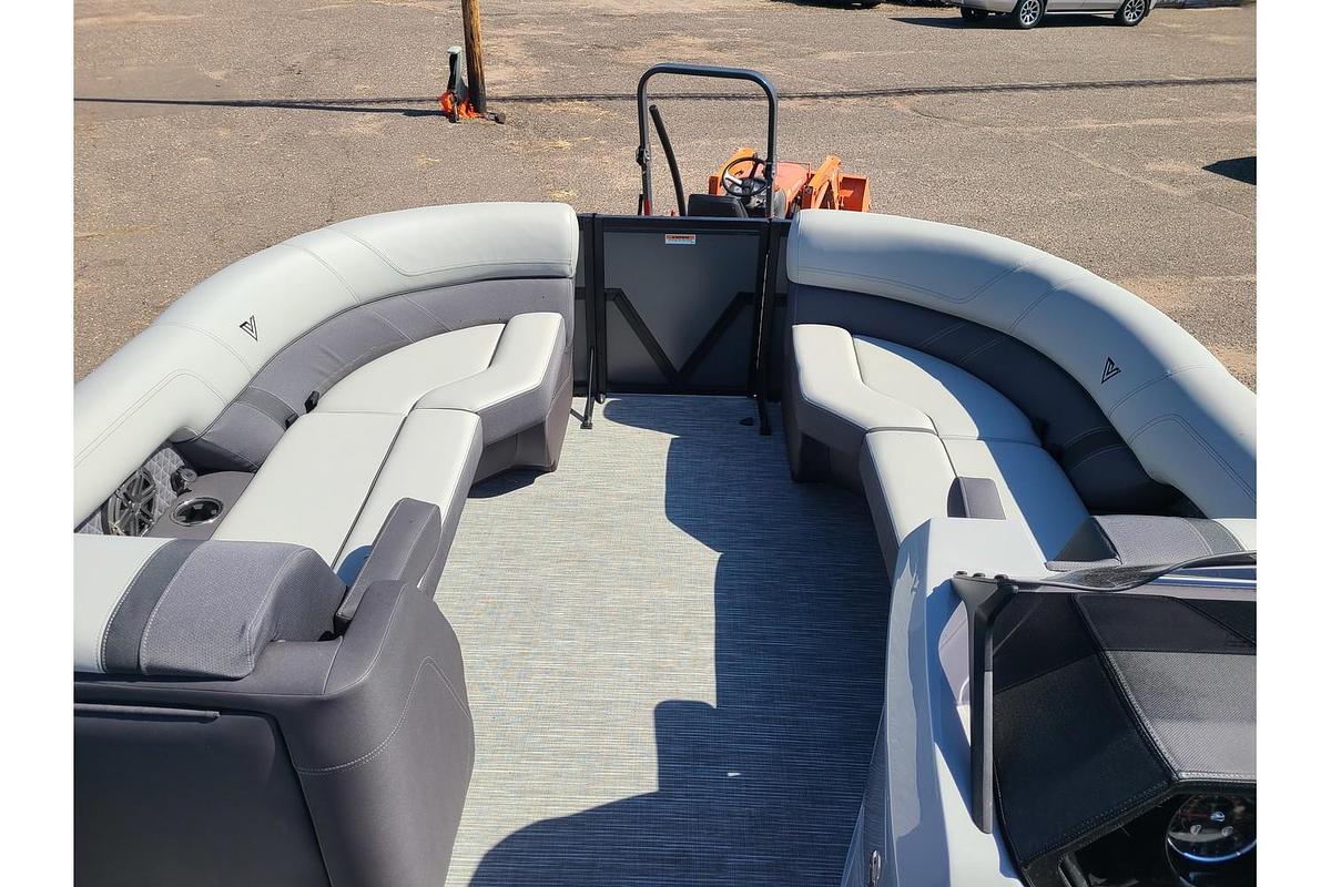 2025 Viaggio Lago Z22Q Tritoon W/ 150HP Suzuki Motor & Yacht Club Deluxe Bunk Trailer