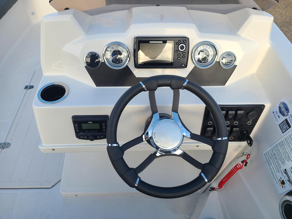 2026 Starcraft SVX 171 W/ A Suzuki 115HP Motor & Trailer