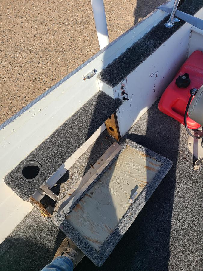 Used 1989 Sylvan Sea Monster W/ 25HP Honda 4-Stroke