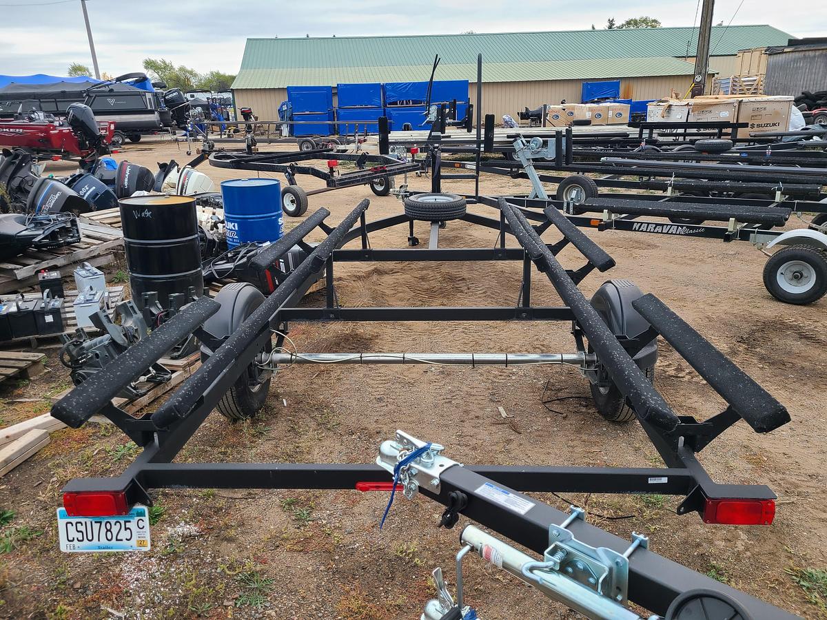 Used 2023 Tracker 16-19' Single Axle Bunk Trailer