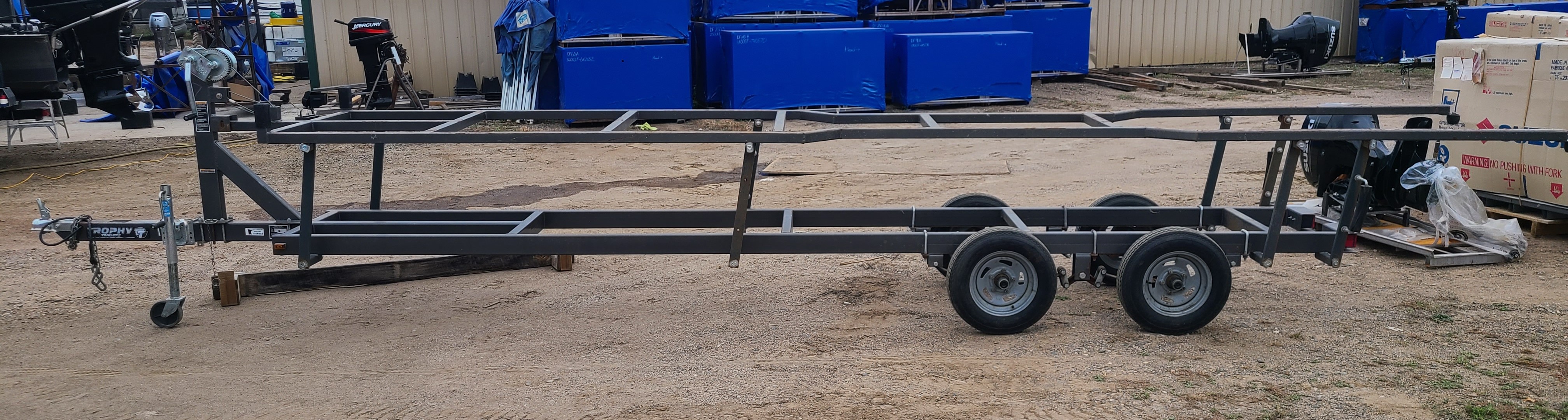 Used 2018 Trophy T20-43 Tandem Axle Scissor Trailer