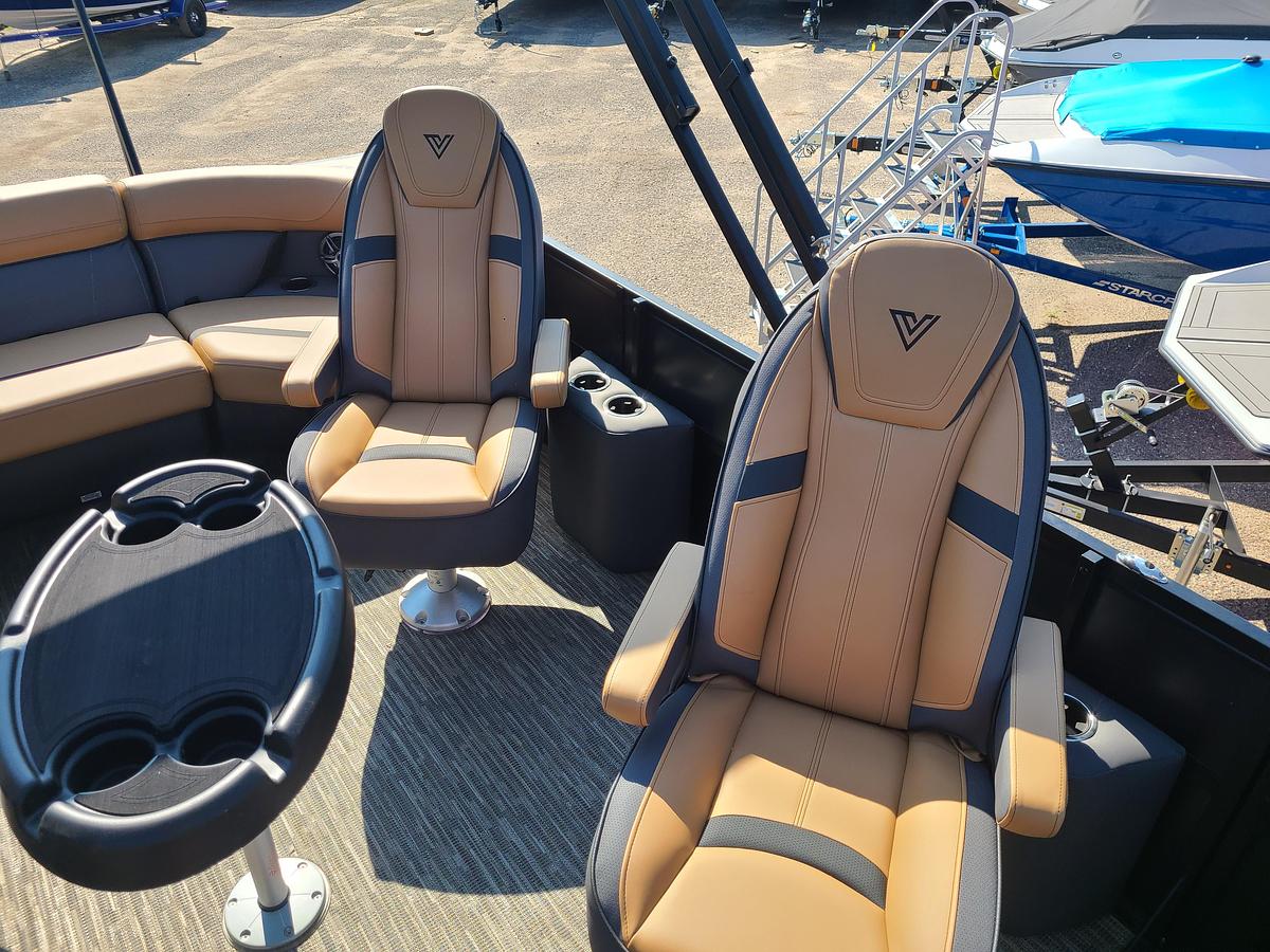 2026 Viaggio Lago X22Q Tritoon With A 200HP Suzuki Stealth Motor