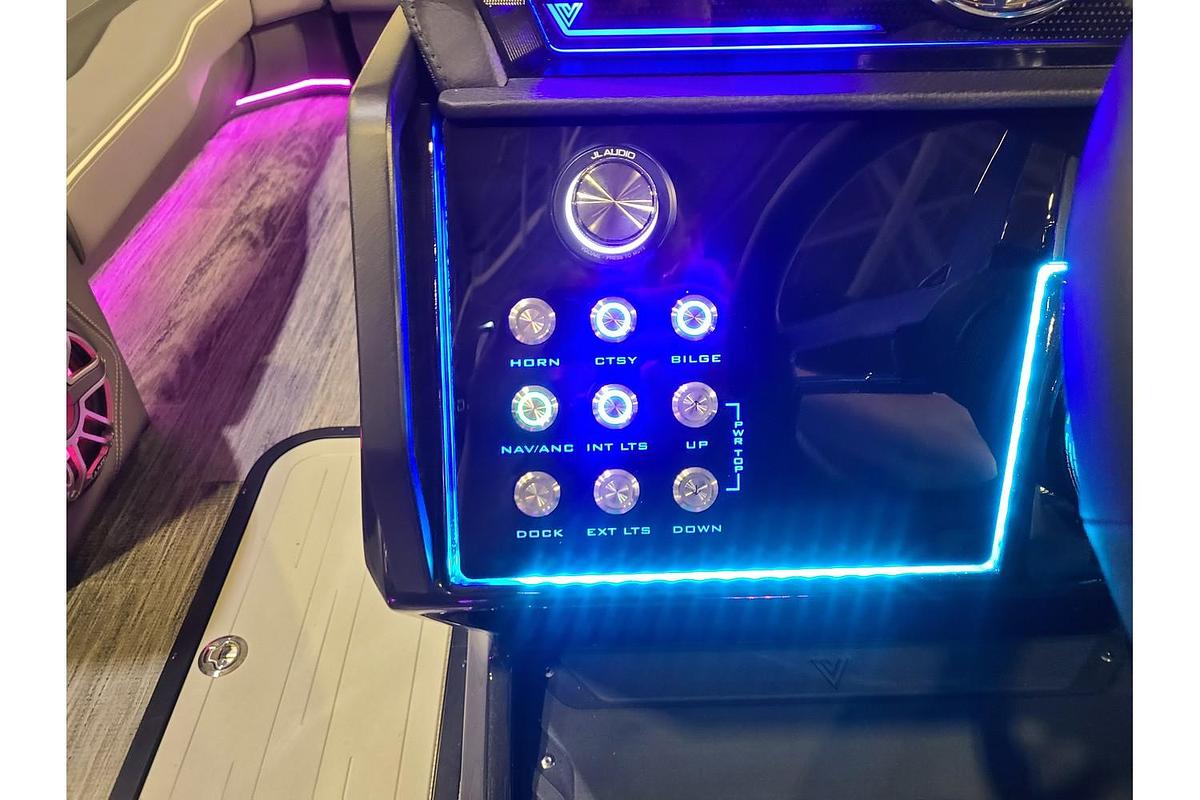2026 Viaggio Diamante 24Q Tritoon W/ A 350HP Suzuki Motor