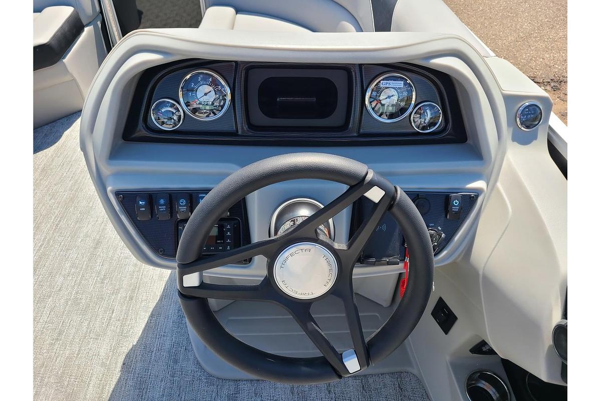 2024 Trifecta 20RF LE With A 60HP Suzuki Motor