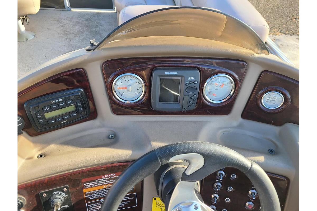 Used 2013 Crest 230SLR