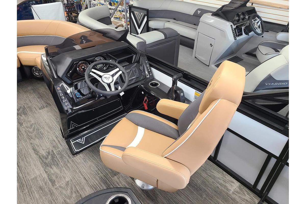 2025 Viaggio Lago X22Q W/ Suzuki 115HP Stealth Motor