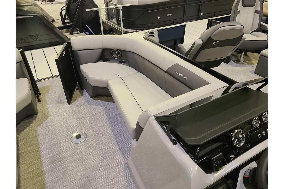 2026 Viaggio Lago V22U