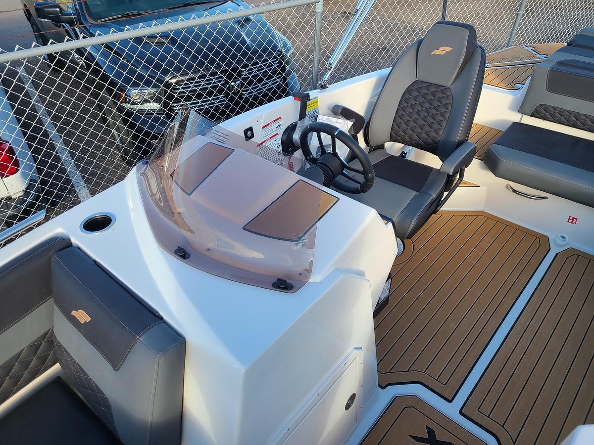 Used 2026 Starcraft SVX 211 I/O