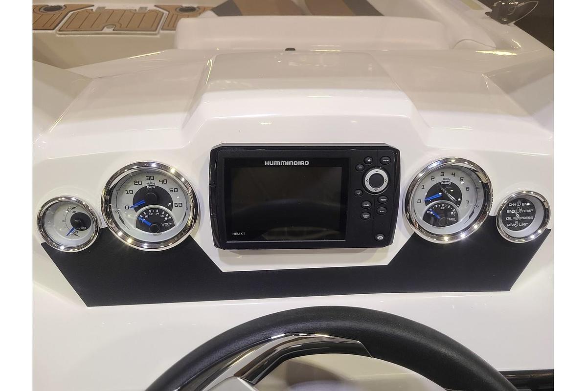2025 Starcraft SVX 171 W/ A Suzuki 115HP Motor & Trailer
