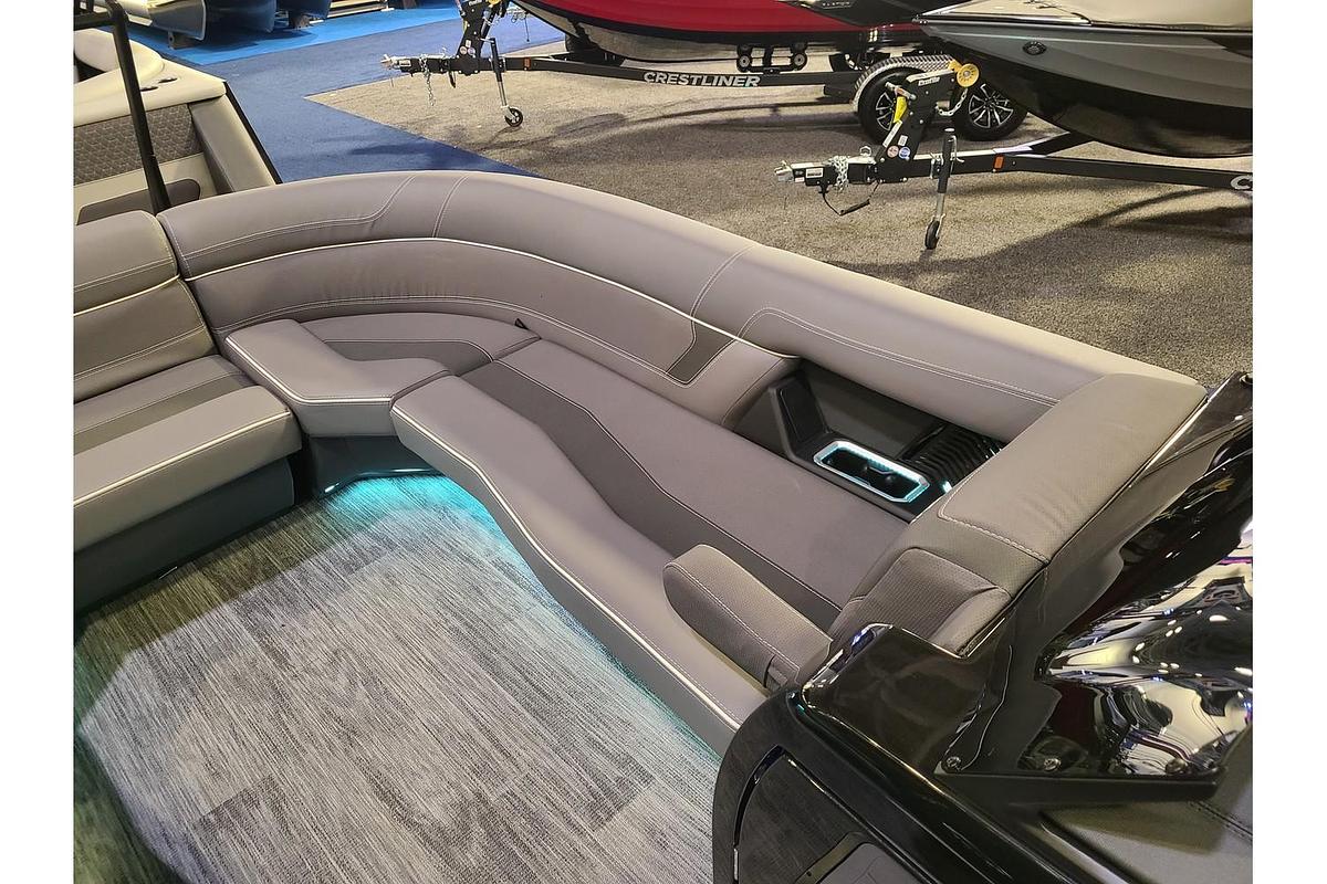 2026 Viaggio Diamante 24Q Tritoon W/ A 350HP Suzuki Motor