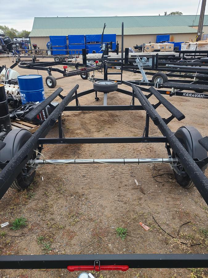 Used 2023 Tracker 16-19' Single Axle Bunk Trailer