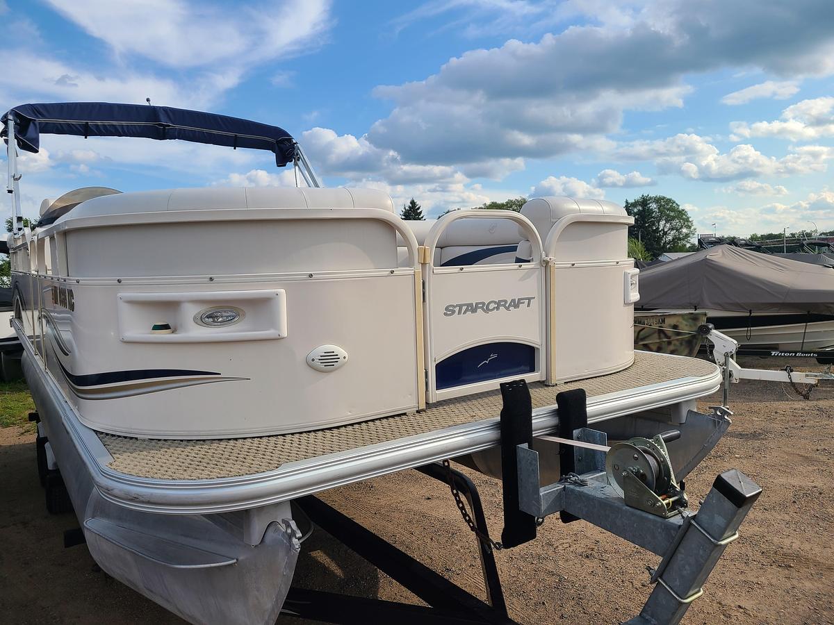 Used 2005 Starcraft Elite 206 With A 50HP Honda Motor & Bunk Trailer
