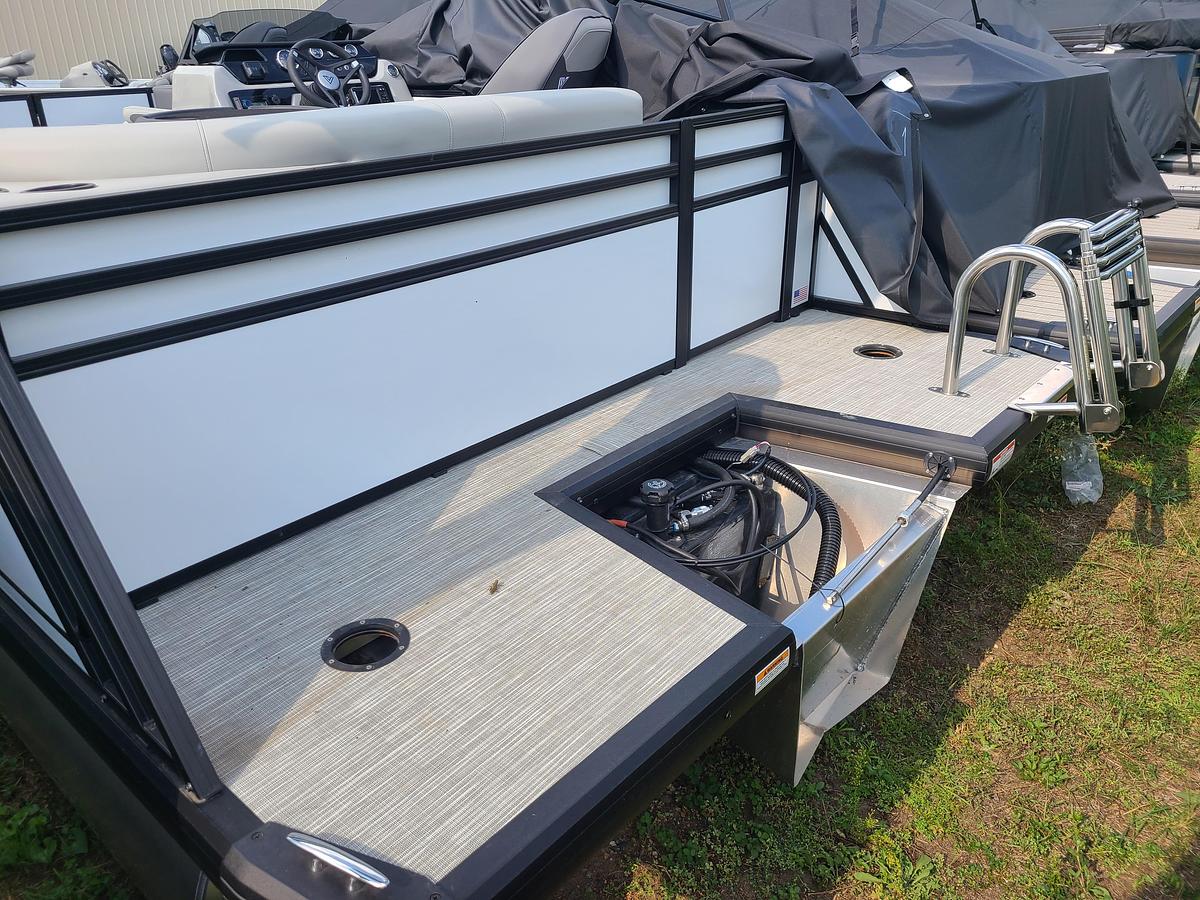 2026 Viaggio Lago V16F