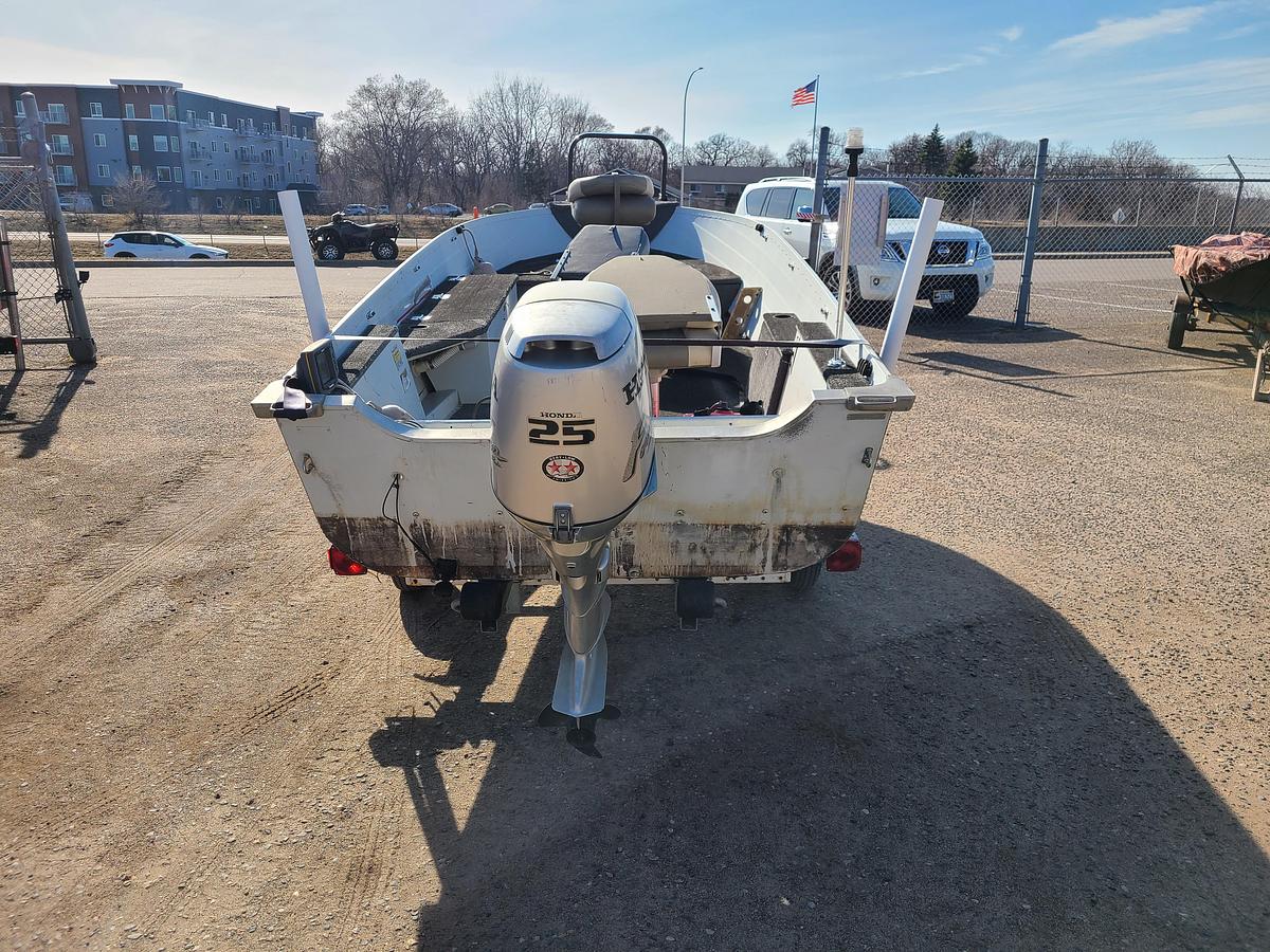 Used 1989 Sylvan Sea Monster W/ 25HP Honda 4-Stroke