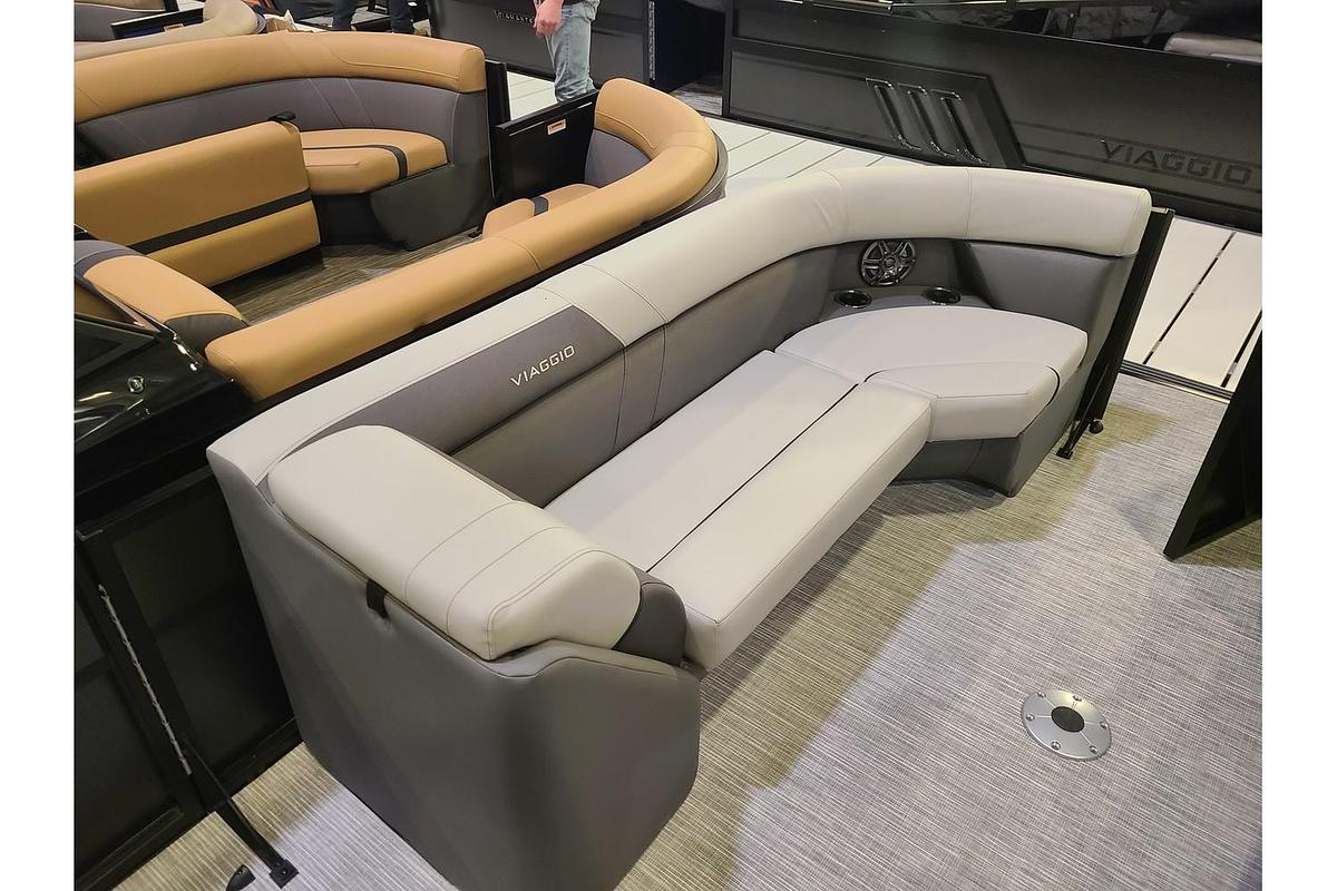 2026 Viaggio Lago V22U
