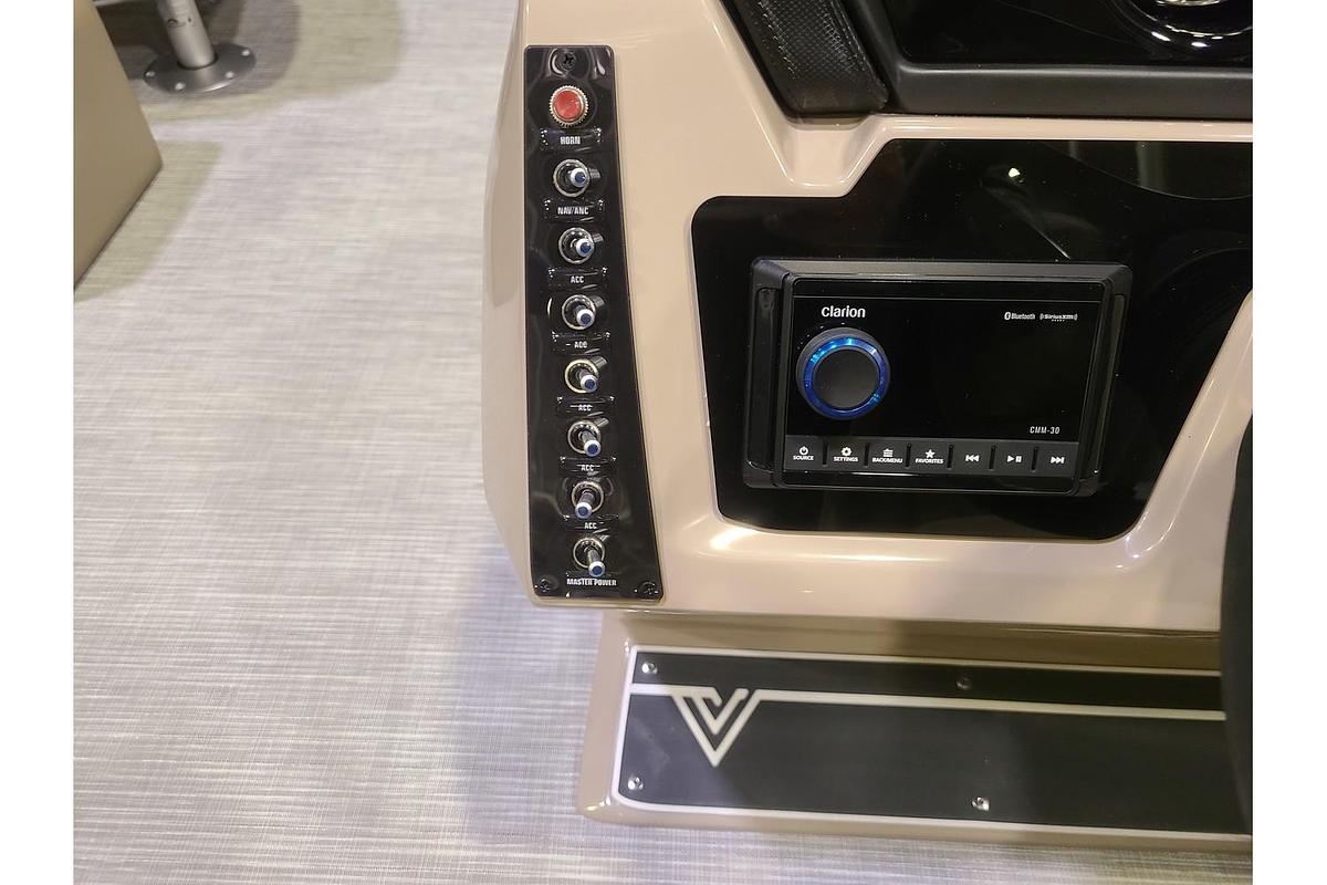 2025 Viaggio Lago X20F W/ 115HP Suzuki Motor