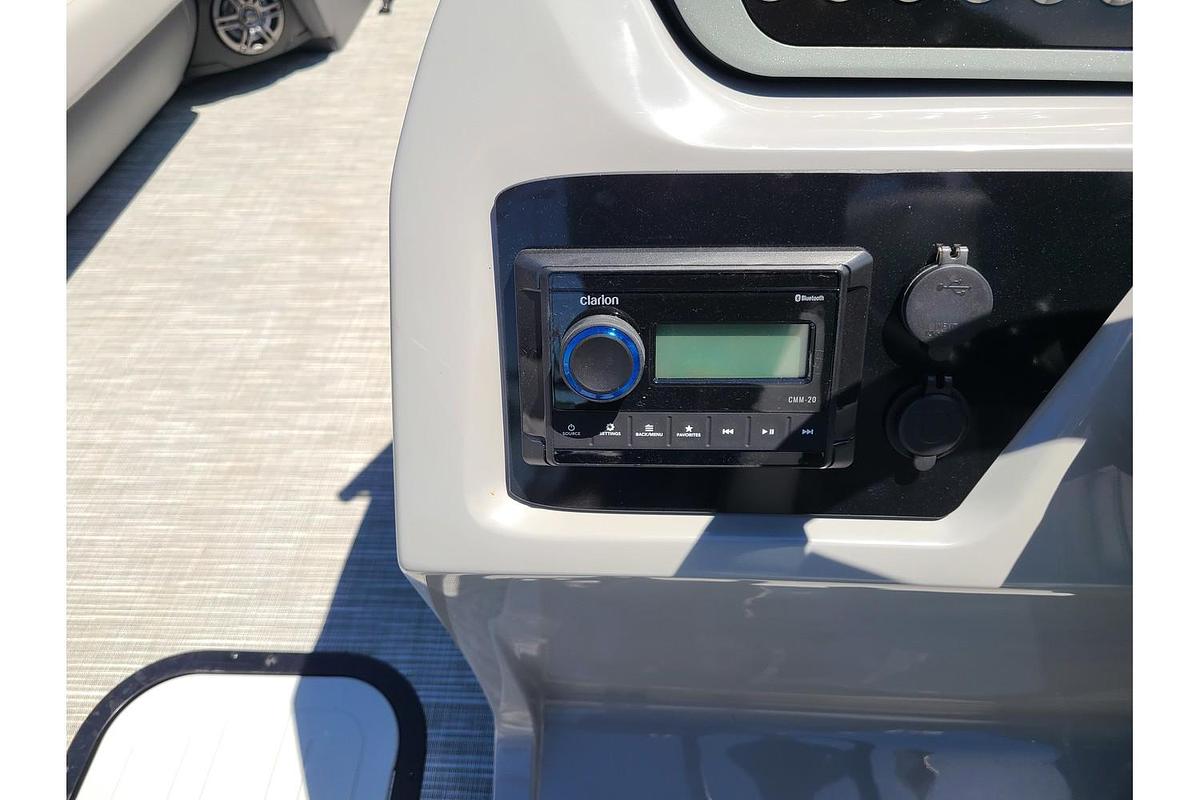 2024 Viaggio Lago V20C Tritoon With A 150HP Suzuki Motor