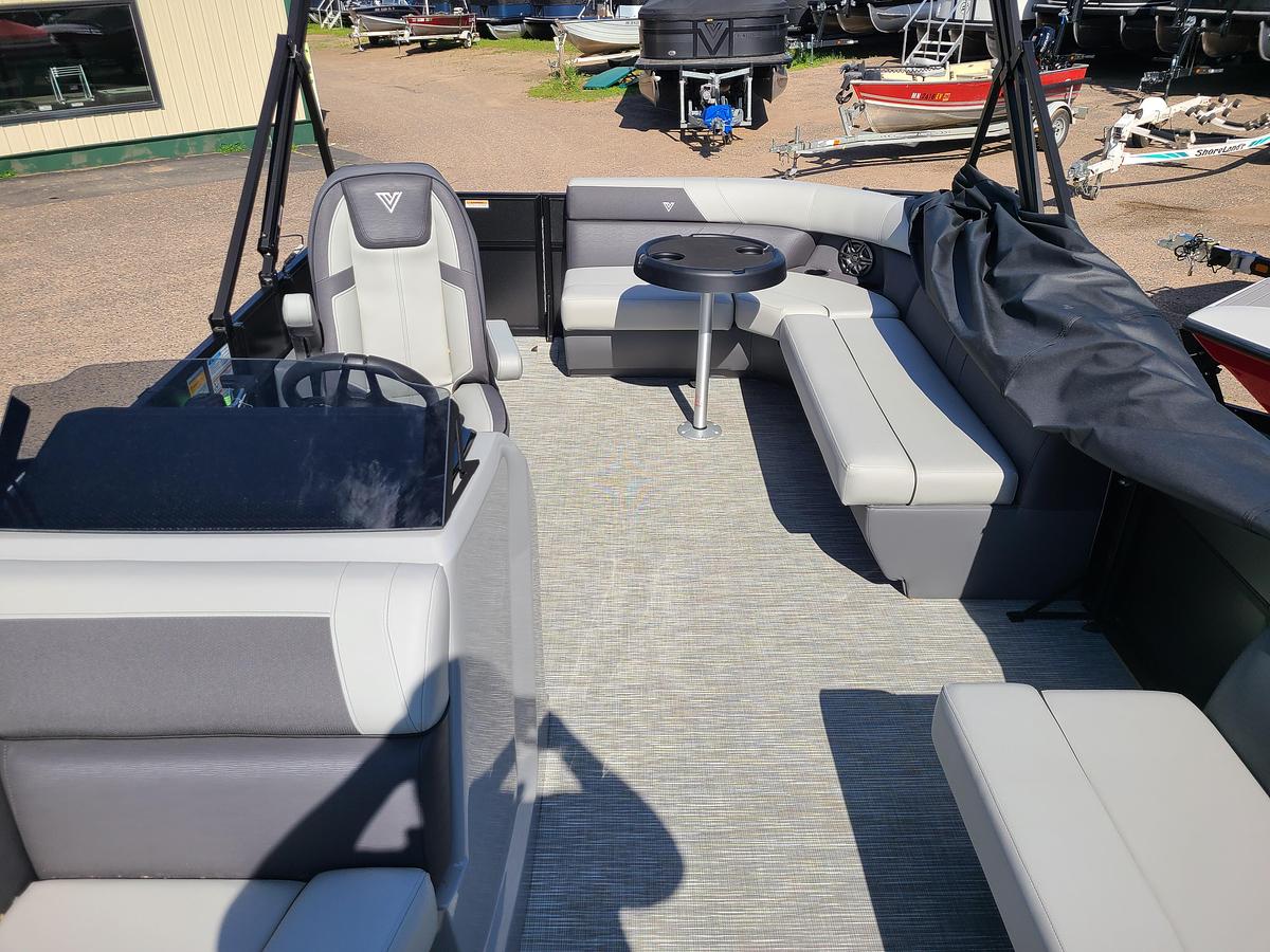 2026 Viaggio Lago V18C With A 60HP Suzuki Motor