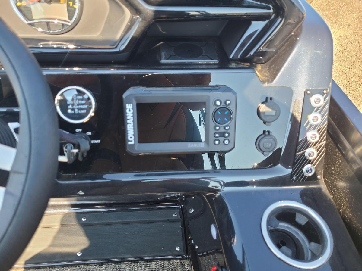 2026 Viaggio Lago X22Q Tritoon With A 200HP Suzuki Stealth Motor