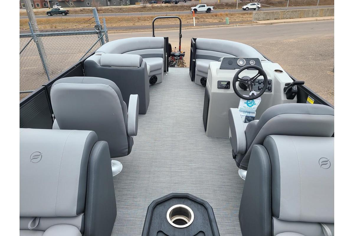 2024 Flagship Endurance 22CU With A 115HP Suzuki Motor