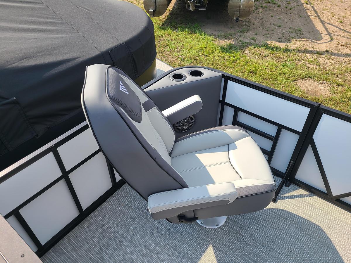 2026 Viaggio Lago V16F