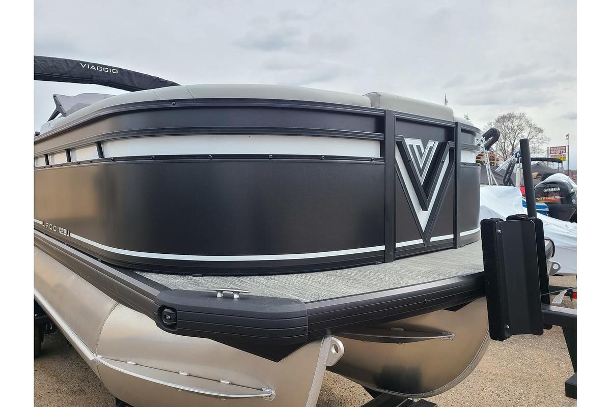 2025 Viaggio Lago X22U Tritoon With A 150HP Suzuki Motor & Yacht Club Trailer