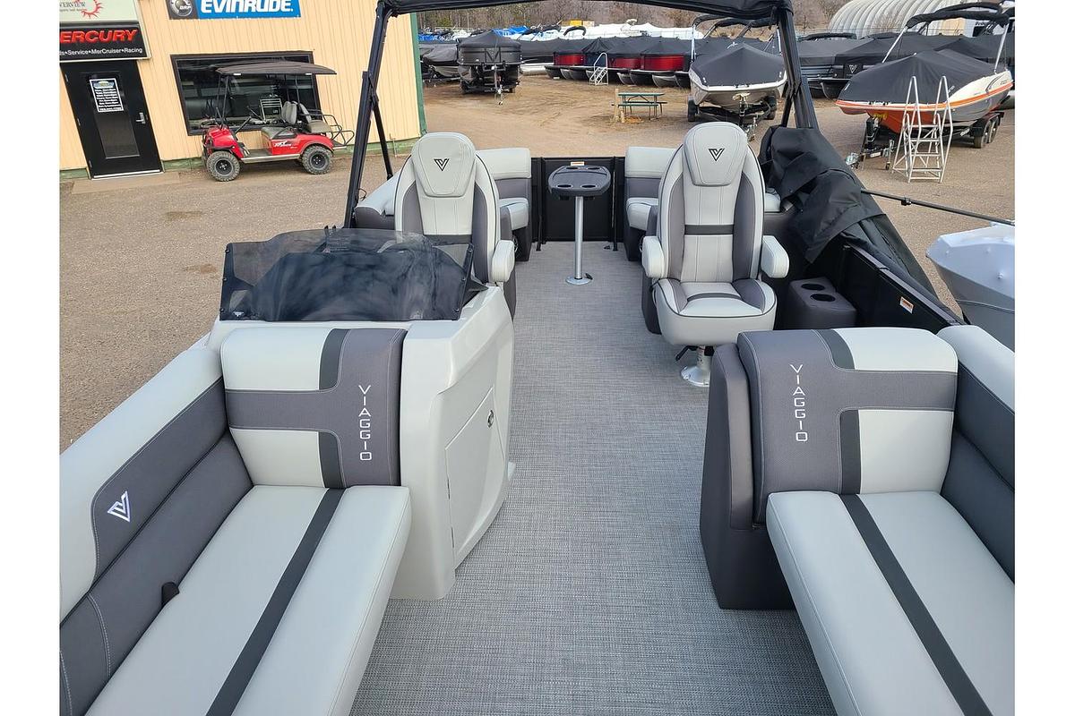 2025 Viaggio Lago X22U With A 115HP Suzuki Motor