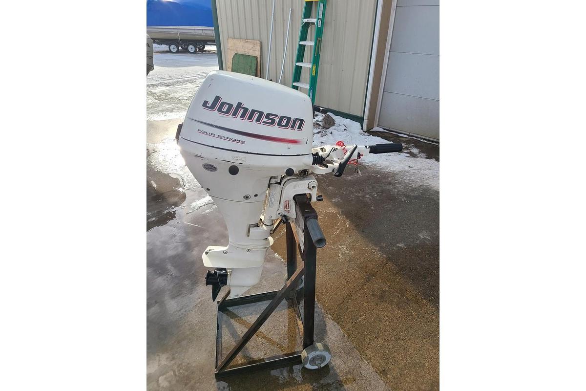Used 2005 Johnson 9.9HP 4-Stroke Tiller