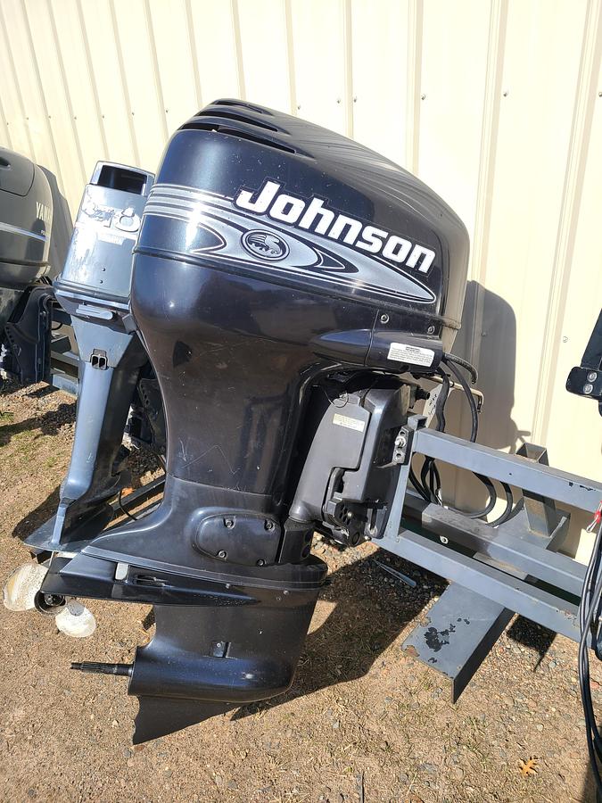Used 2001 Johnson 115HP - 2-Stoke