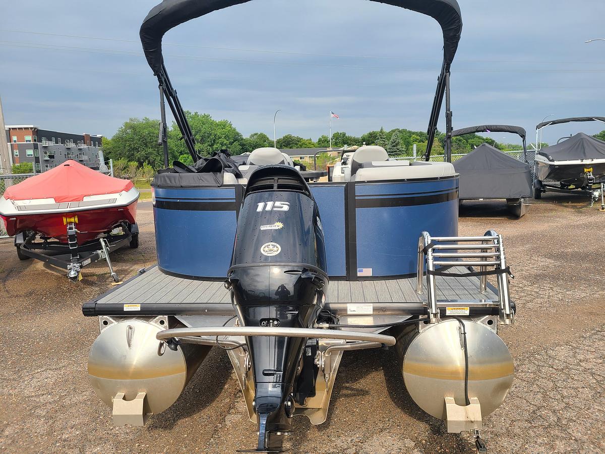 Used 2022 Viaggio Lago 22E With A 115HP Suzuki Motor