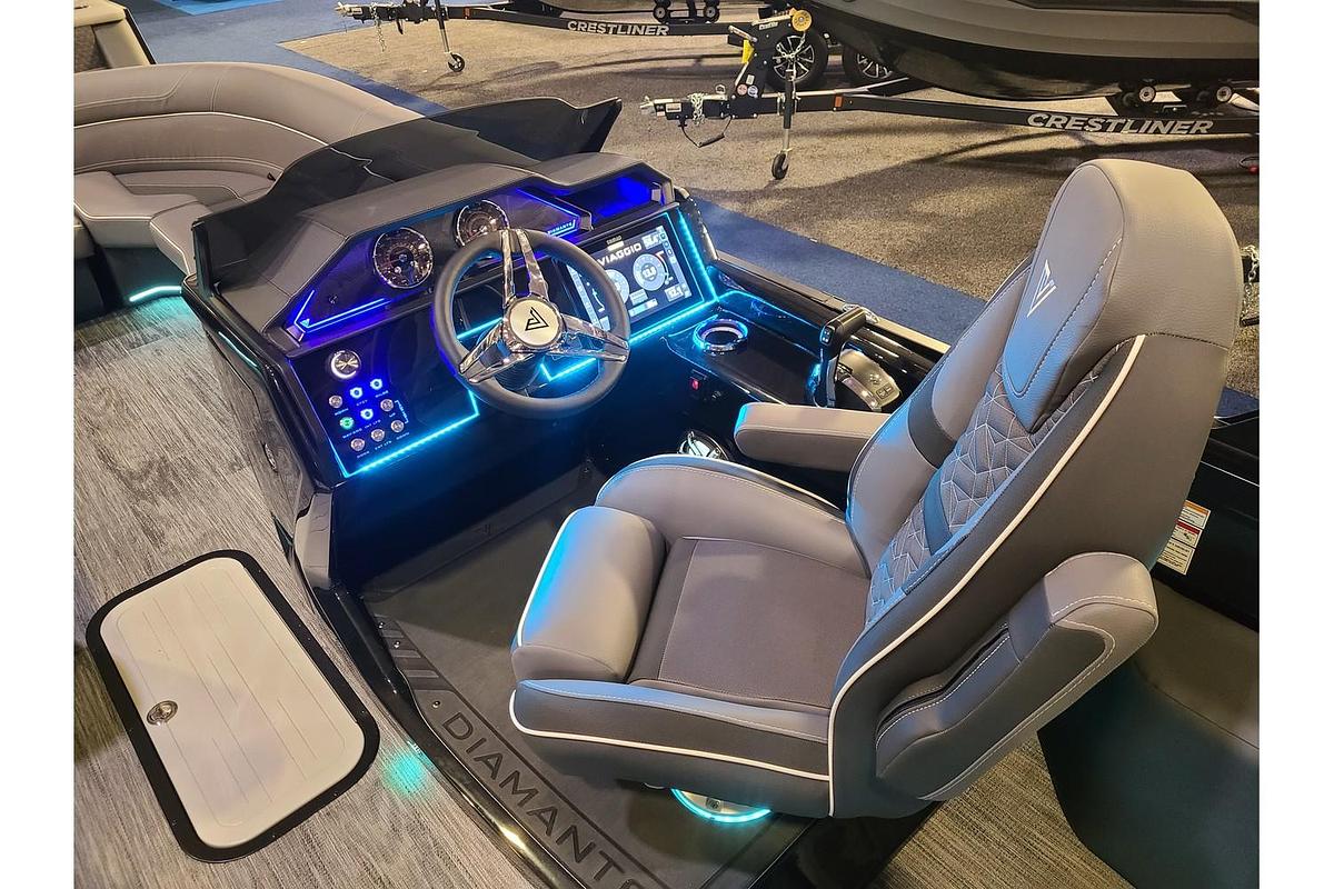 2026 Viaggio Diamante 24Q Tritoon W/ A 350HP Suzuki Motor