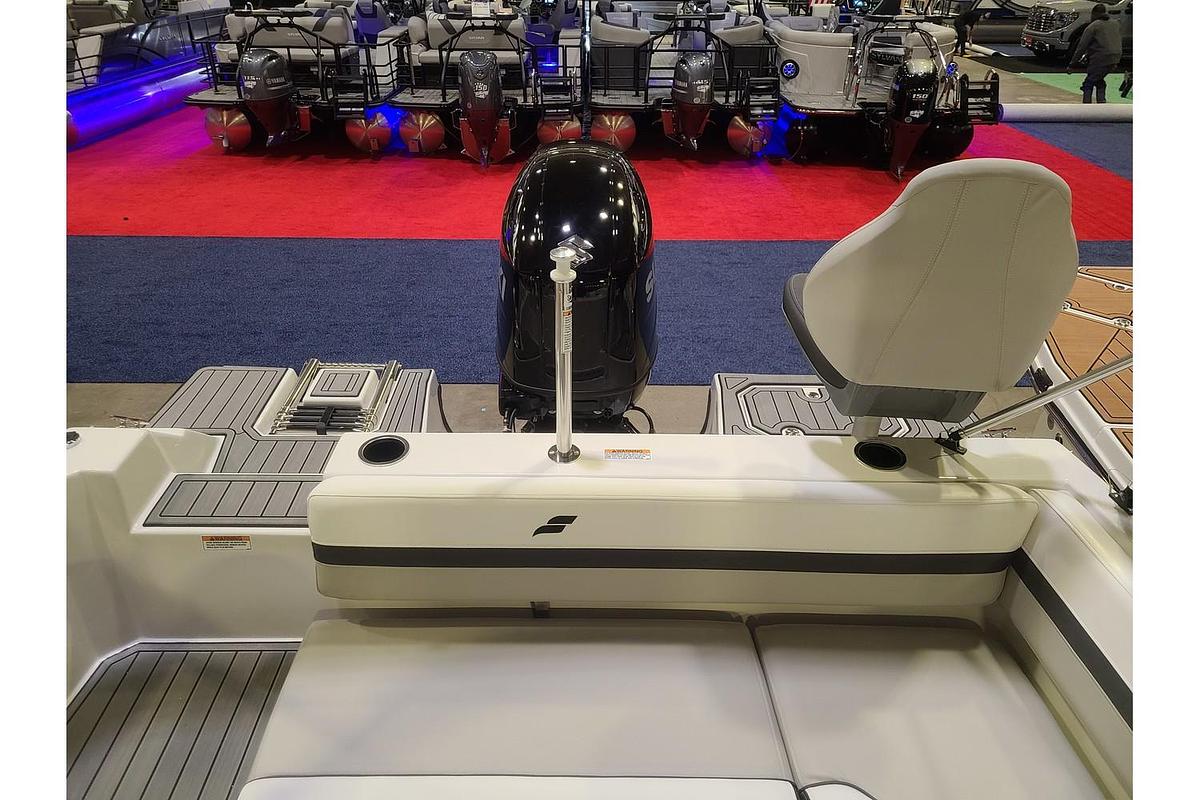 2025 Starcraft SVX 191 Deck Boat W/ 150HP Suzuki Motor & Trailer