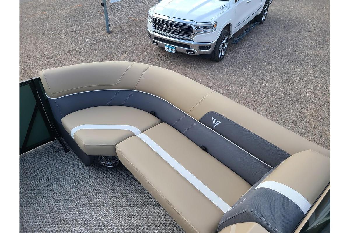 2025 Viaggio Lago X22U
