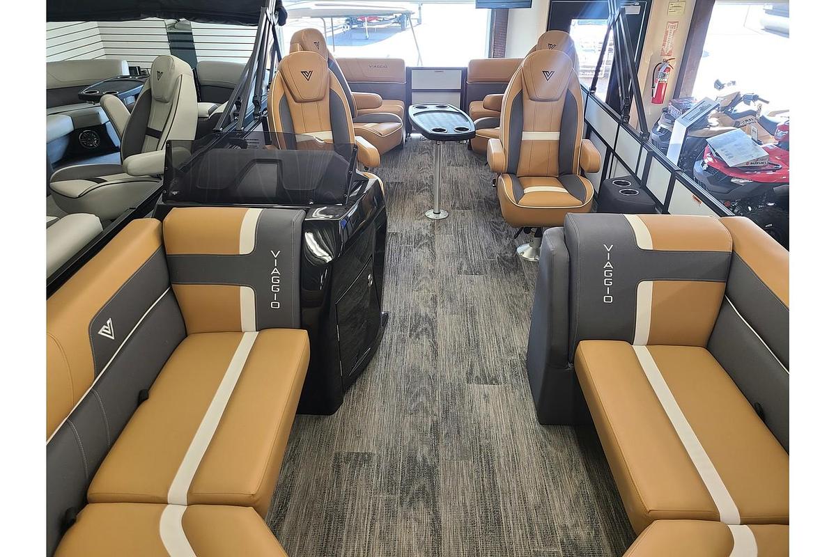 2025 Viaggio Lago X22Q W/ Suzuki 115HP Stealth Motor