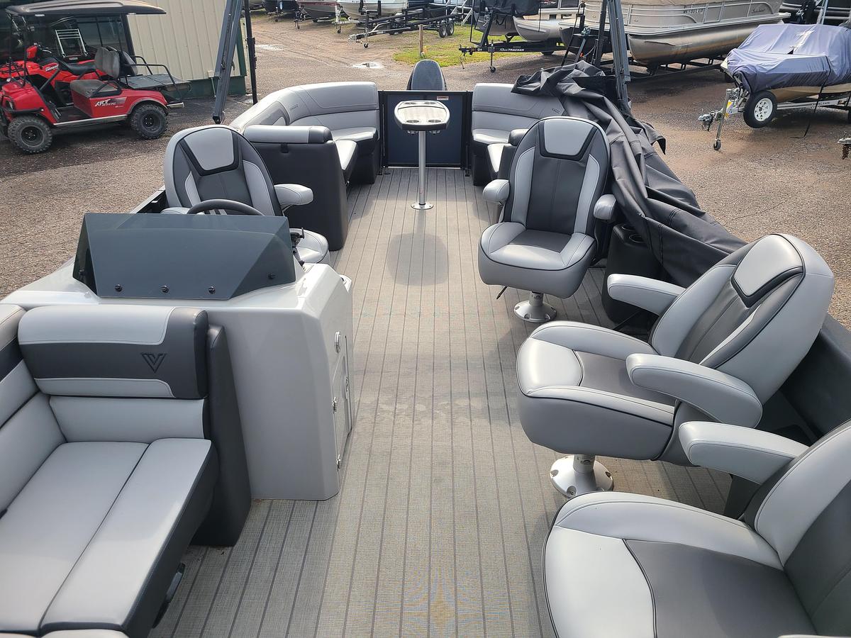 Used 2022 Viaggio Lago 22E With A 115HP Suzuki Motor