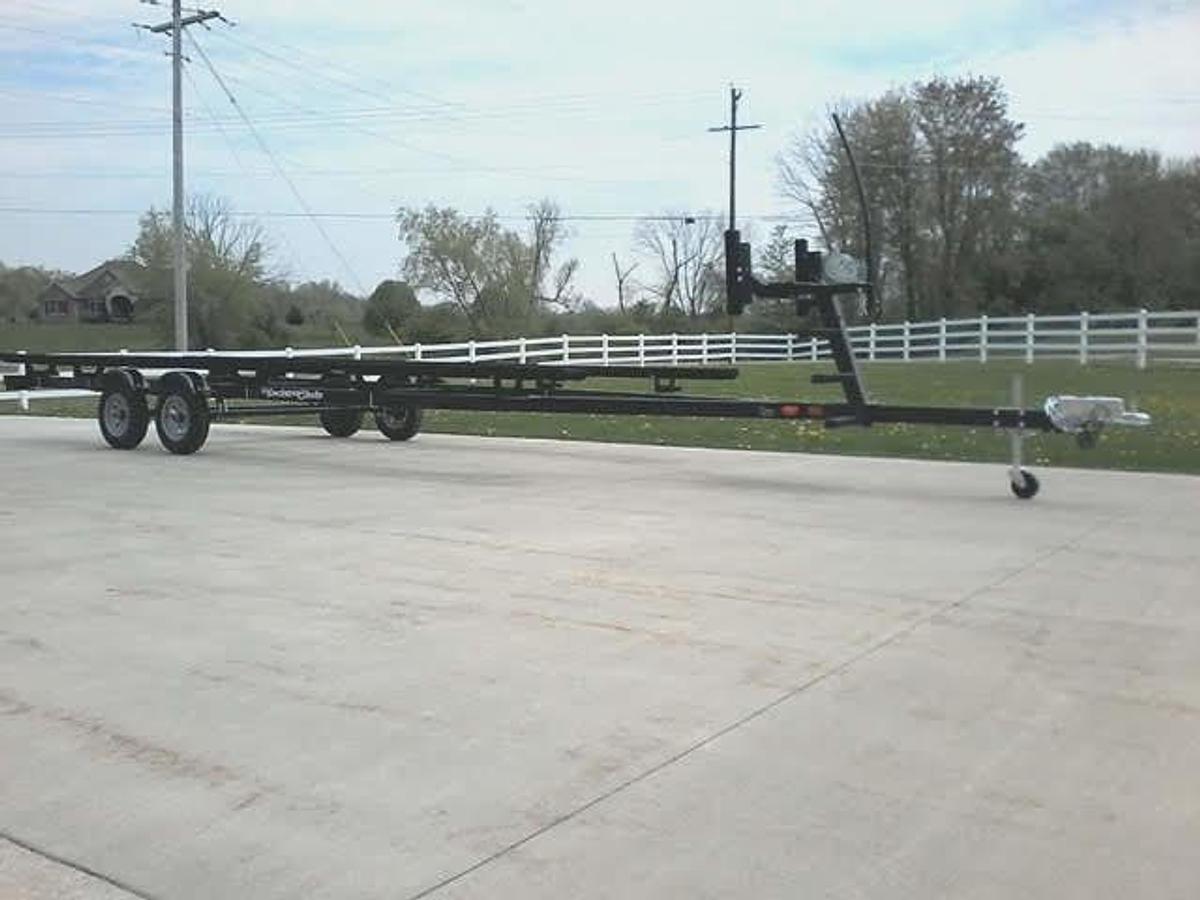 2025 Yacht Club P2445T Tandem Axle