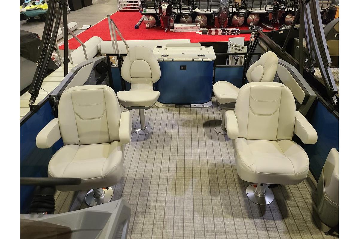 2026 Starcraft VX 20FD With A 60HP Suzuki