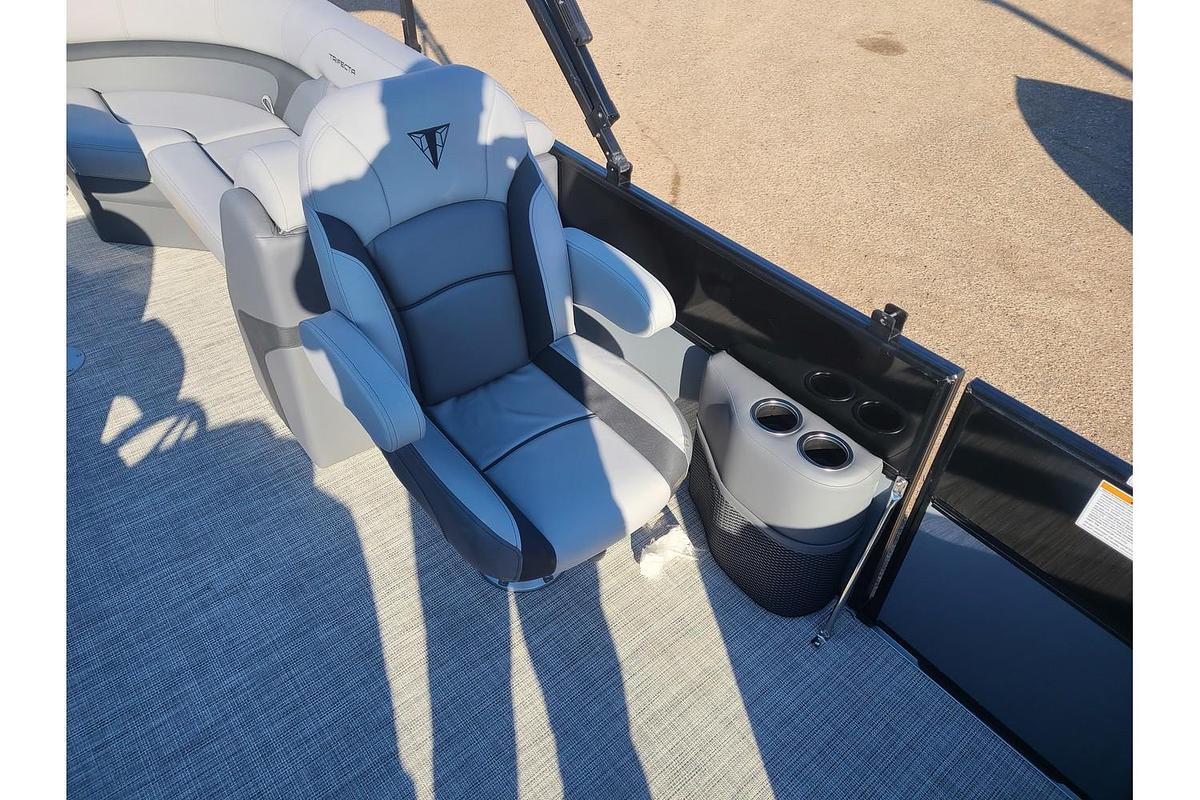 2023 Trifecta C Series 24RF
