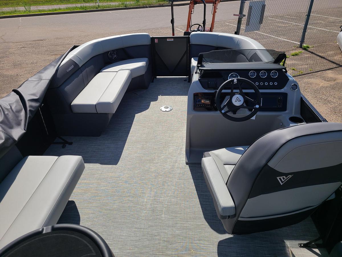 2026 Viaggio Lago V18C With A 60HP Suzuki Motor