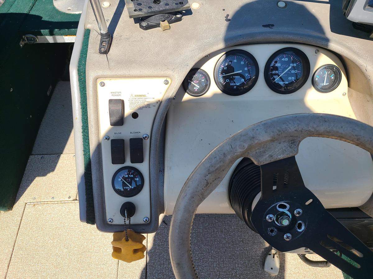 Used 1999 Lund 1950 Tyee