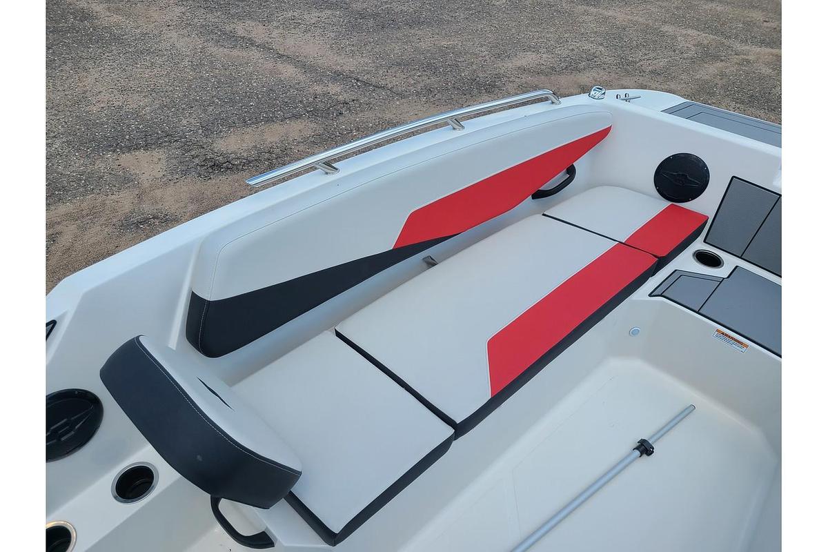 2025 Starcraft SV16 W/ A 90HP Suzuki Motor & Trailer