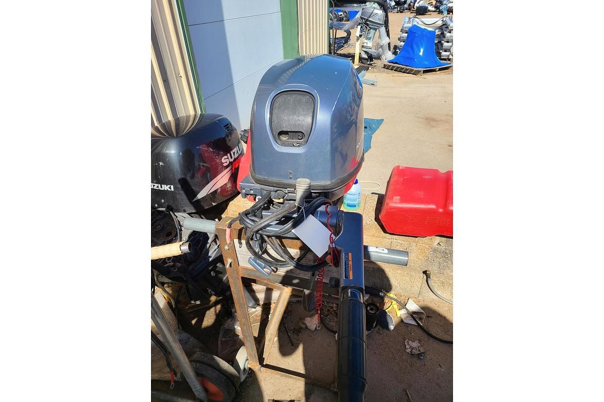 Used 1999 Yamaha 25HP 4-Stroke Tiller
