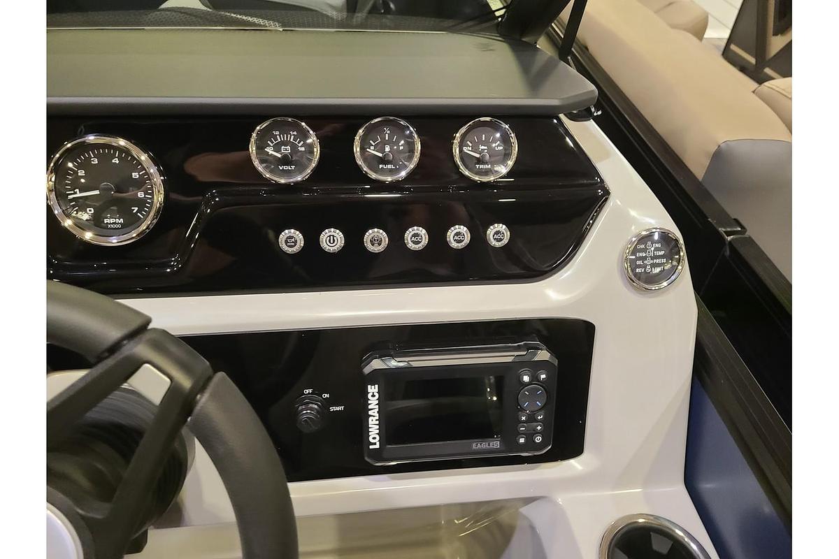 2026 Viaggio Lago V22F With A 115HP Suzuki Motor