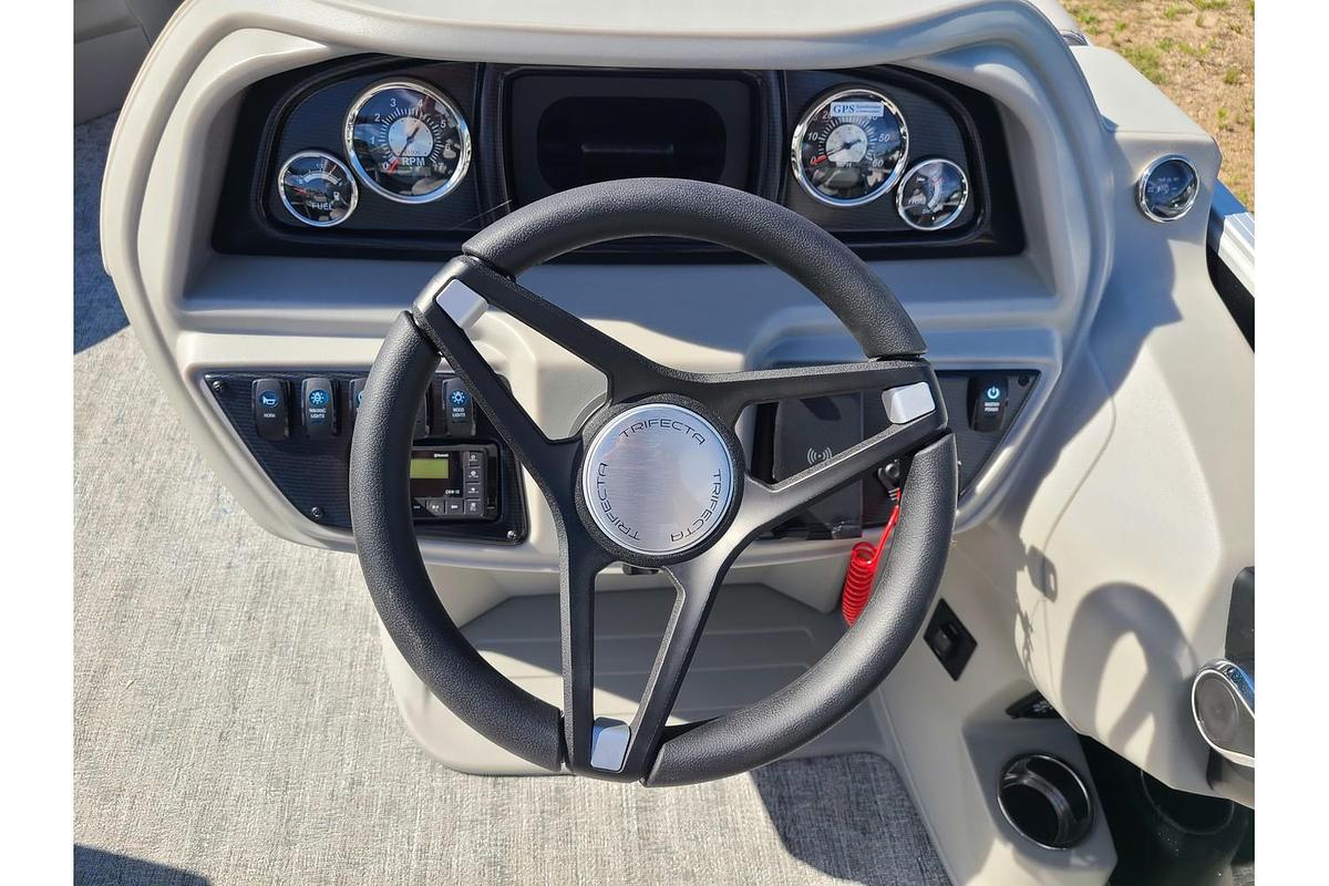 2024 Trifecta LE Series 20C2 With A 60HP Suzuki Motor