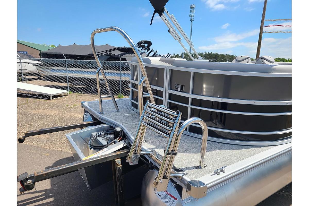 2024 Trifecta 20RF LE With A 60HP Suzuki Motor
