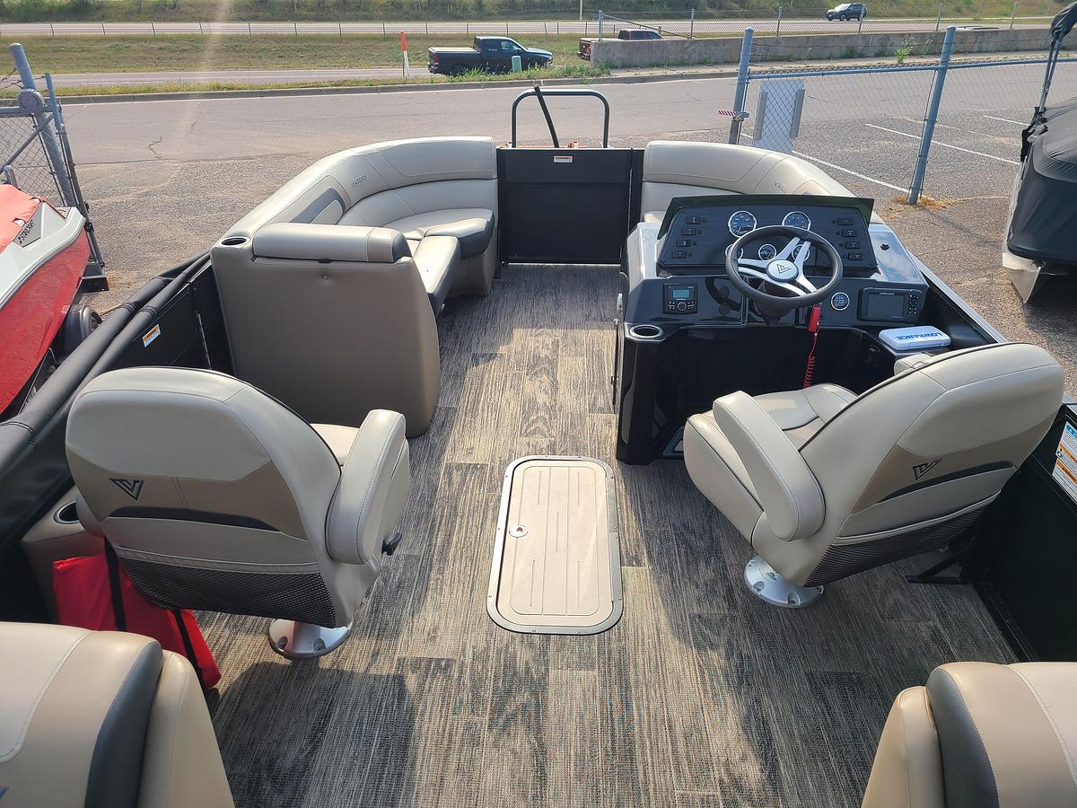 Used 2022 Viaggio Lago 22U Tritoon With 150HP Suzuki Motor & Yacht Club Trailer