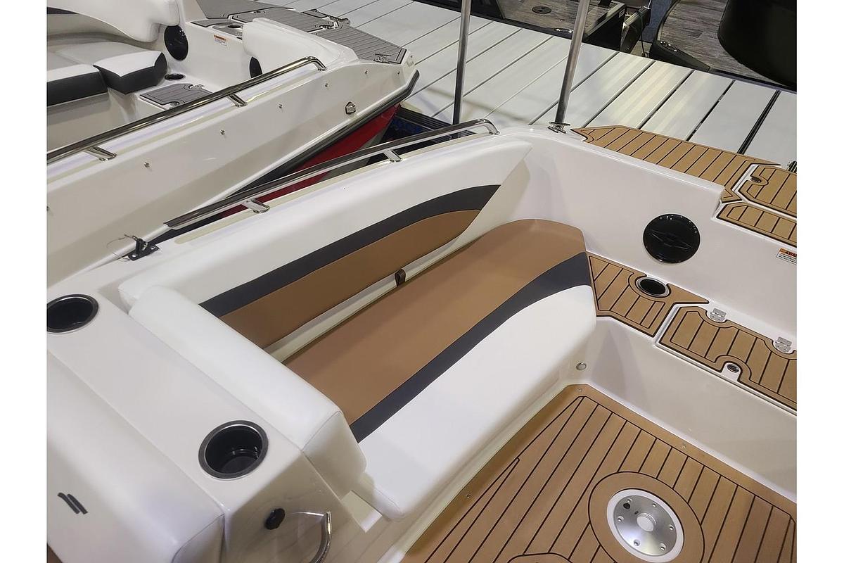 2025 Starcraft SVX 171 W/ A Suzuki 115HP Motor & Trailer
