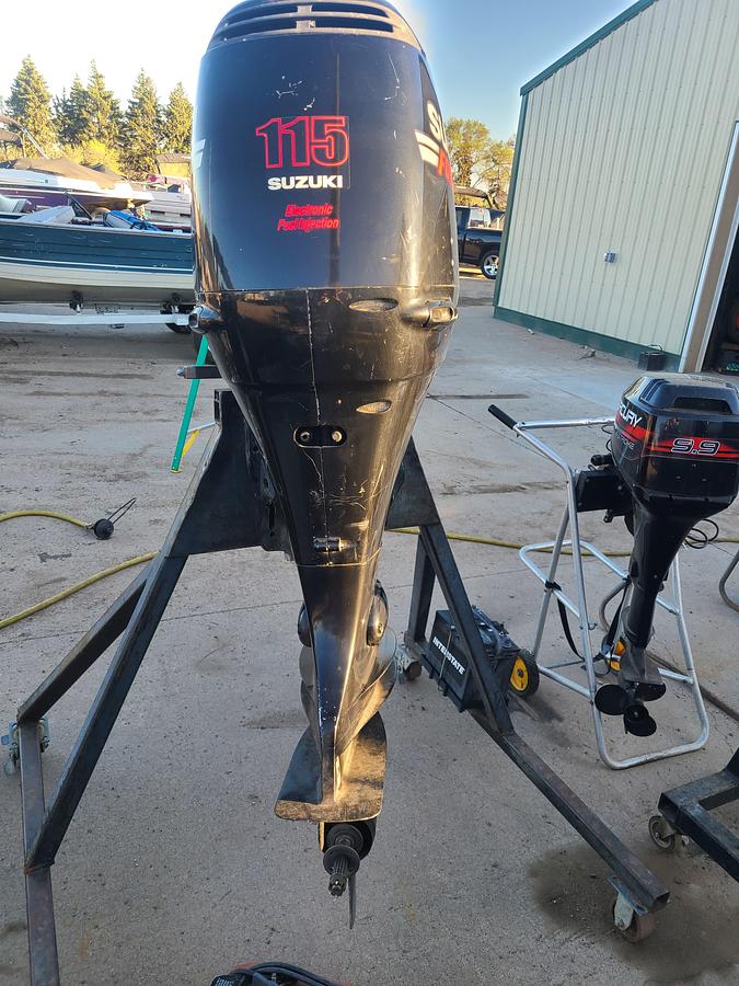 Used 2002 Suzuki Marine 115HP 4-Stroke Tiller